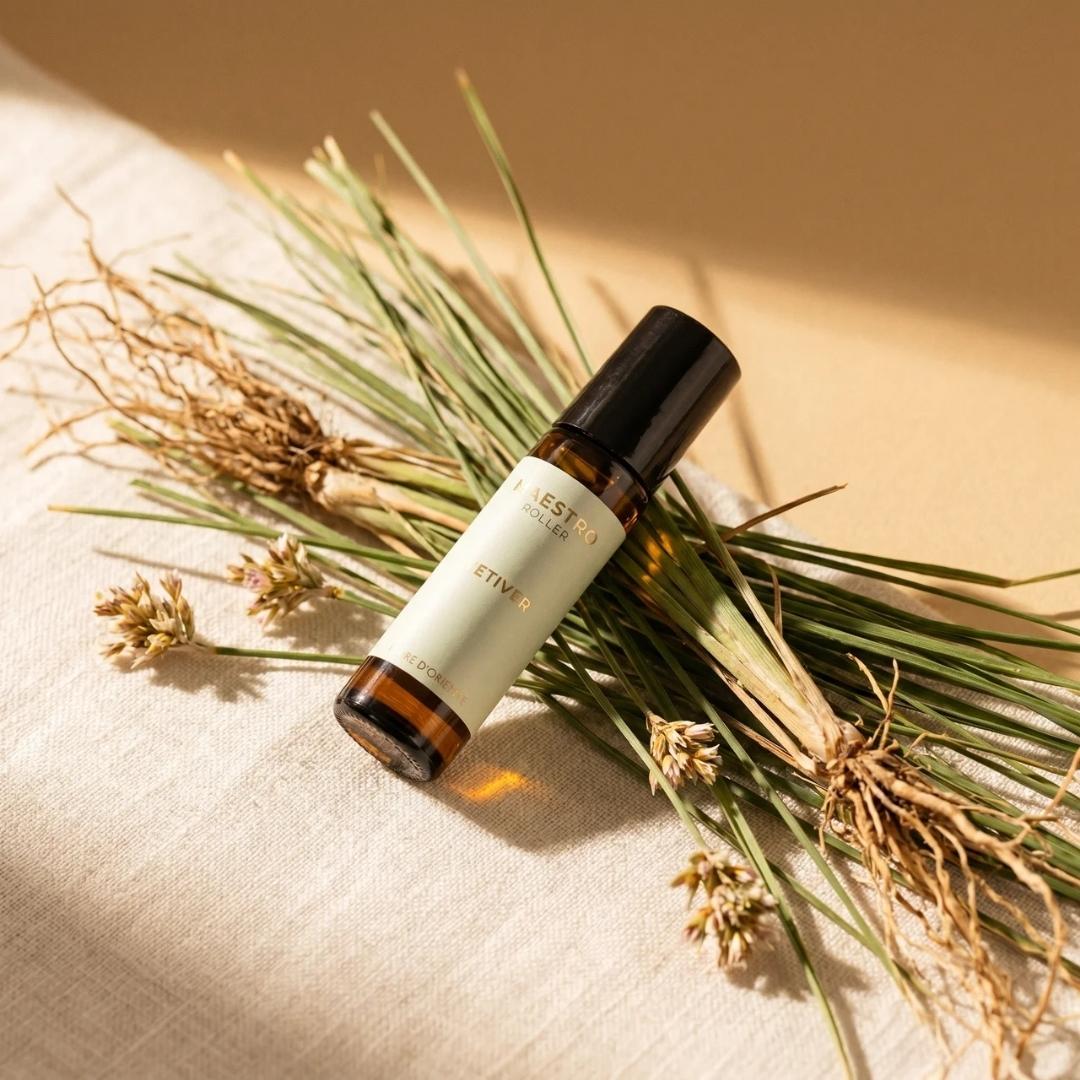 Vetiver Roller – Natural Perfume 10 ml Secondary image